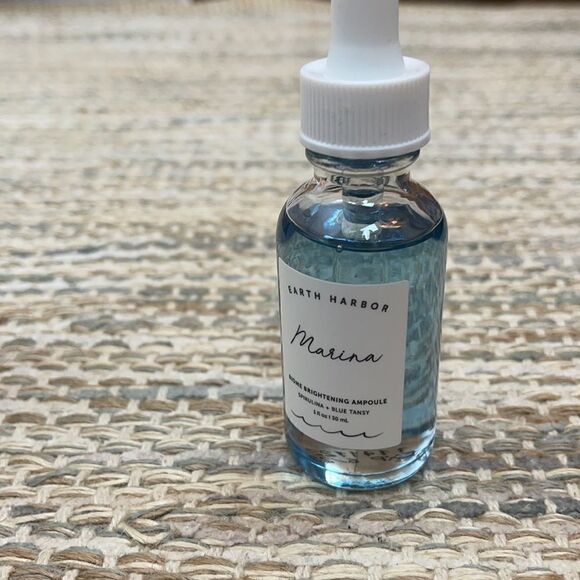 Earth Harbor Marina Biome Brightening Ampoule - Picture 8 of 8